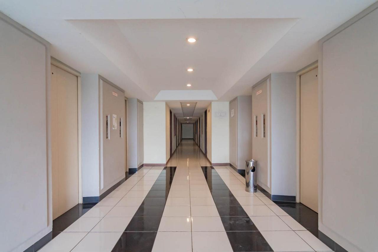 Redliving Apartemen Emerald Tower - Bion Apartel Tower South Бандунг Экстерьер фото